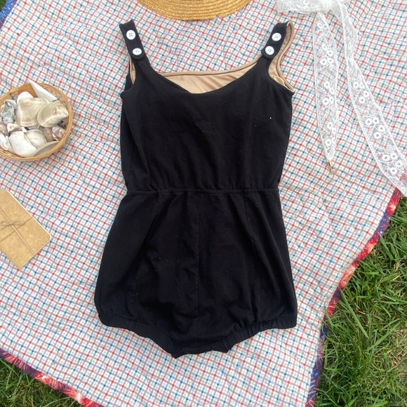 🖤 Jessica Ray Vintage Black One-Piece Swimsuit – Size Small – NWT – $30 - Picture 3 of 6